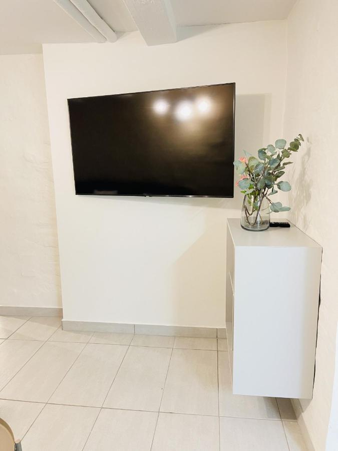 Aday - Aalborg Mansion - Charming 3 Bedroom Apartment Экстерьер фото