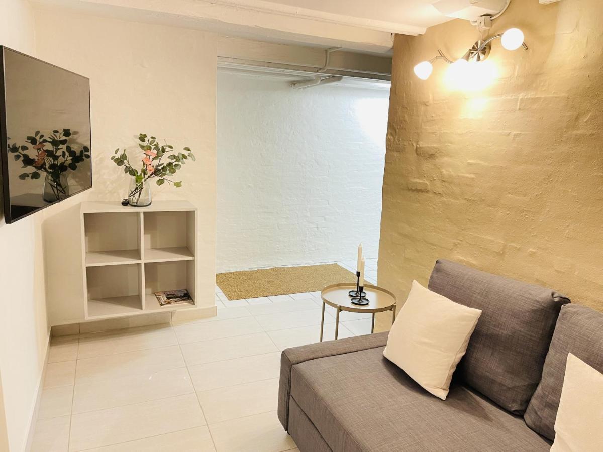 Aday - Aalborg Mansion - Charming 3 Bedroom Apartment Экстерьер фото